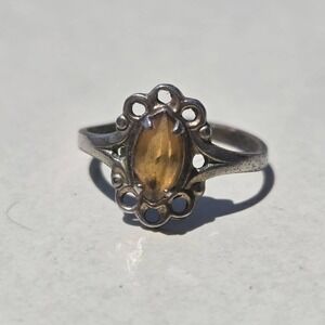 vintage Espo 925 sterling silver marquise citrine ring with a scalloped Size 4